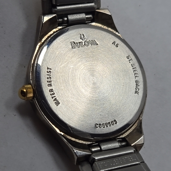 Womens CARAVELLE by BULOVA Date Gold Silver Two Tone Watch Stretch New Battery - Picture 10 of 10